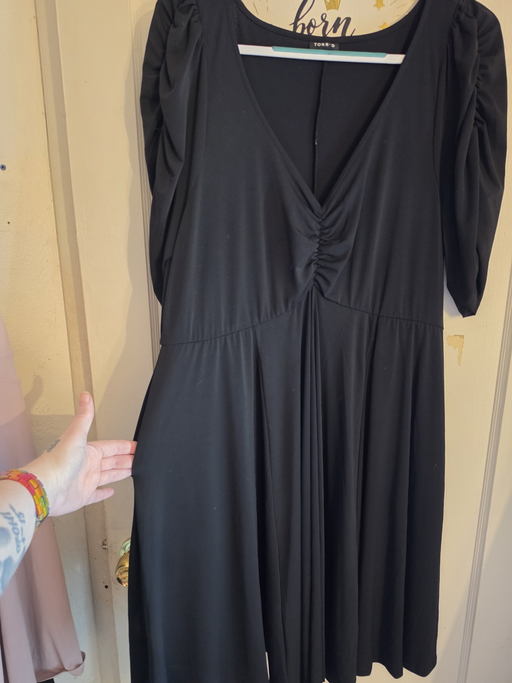 Torrid NWoT Black V-Neck Gathered Waist Women's Dress Size 2